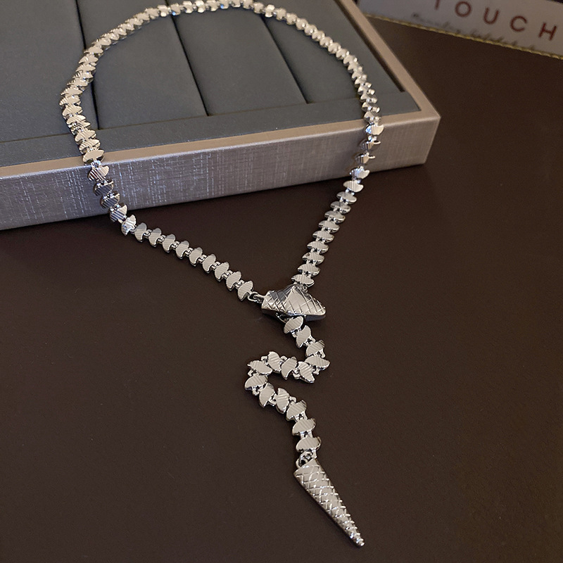 Real Gold Plated Light Minimalist Fashion Personality Clavicle Chain Versatile High-end Sense Necklace - view 7