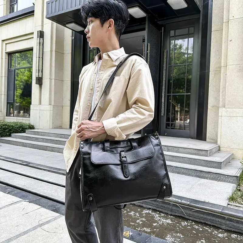 Light Business Mens Handbag Briefcase Trendy Leather Fashion Single Shoulder Casual Street Handbag Simple Personality Exquisite W251022