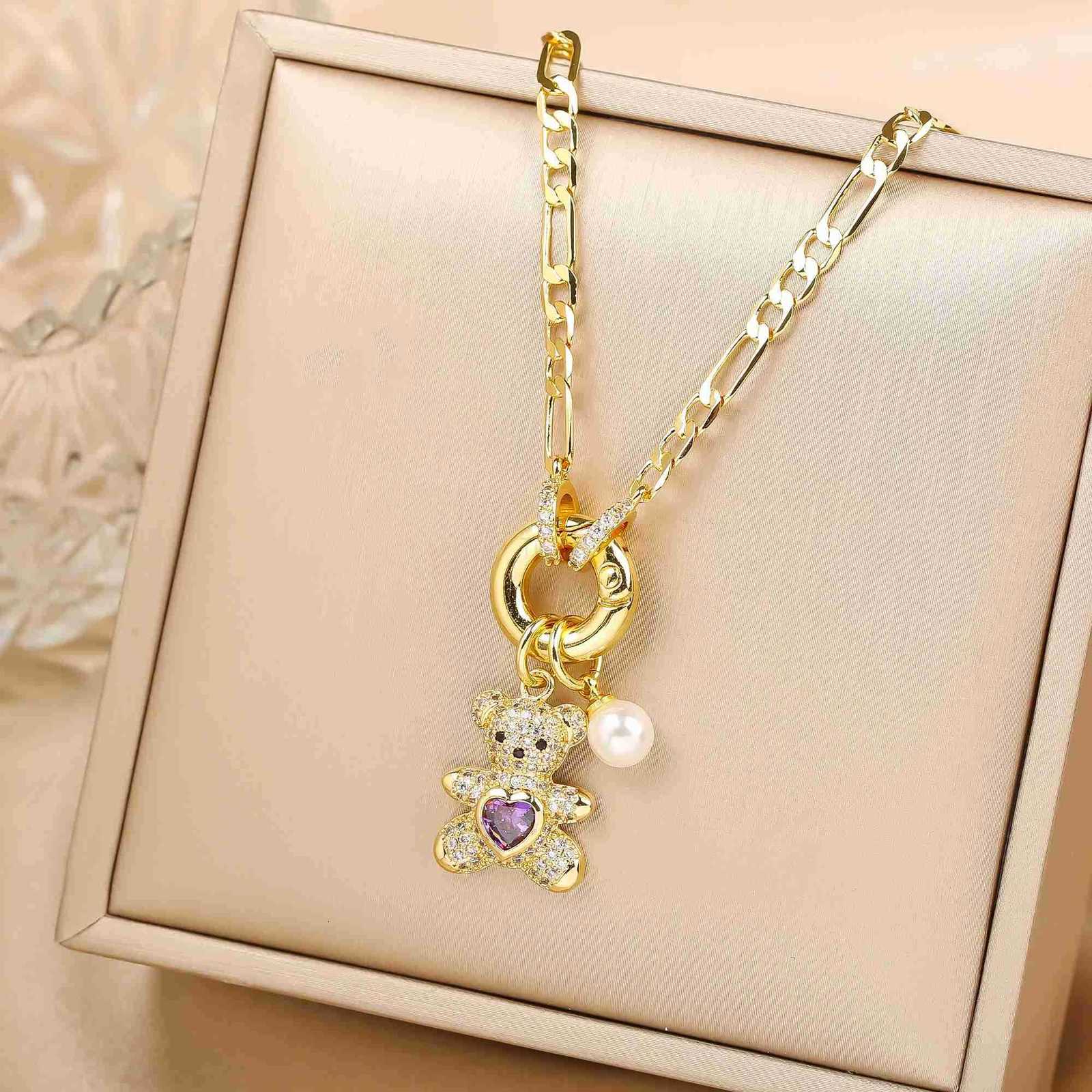 High Quality Shiny Crystal Zirconia Animal Cute Bear Pendant Necklace Choker for Woman Girl Holiday Lock Bone Chain Jewelry Gift U251022