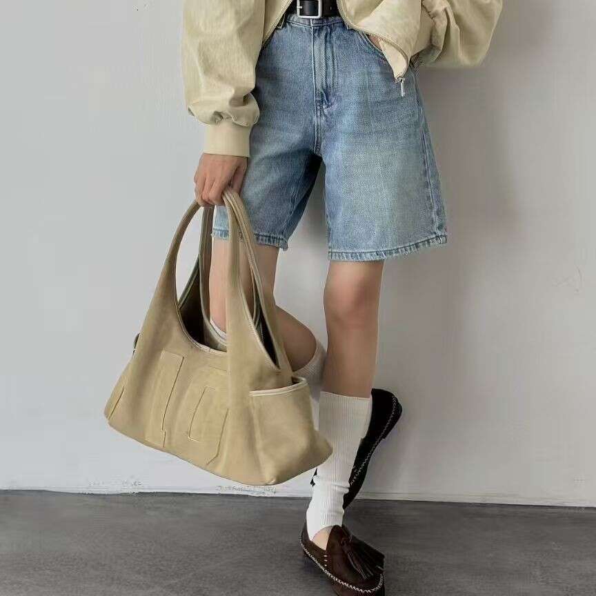 Top Layer Cowhide Tote Simple Niche High-End Feel Underarm Bag Large Capacity Casual Commuting Office Handbag