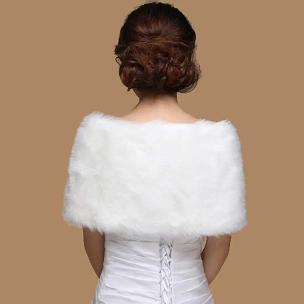 Winter Cape White Fur Shawl Wedding Accessories Elegant Bridal Wrap Women Wedding Jackets Soft Cape Imitation Fur J251118
