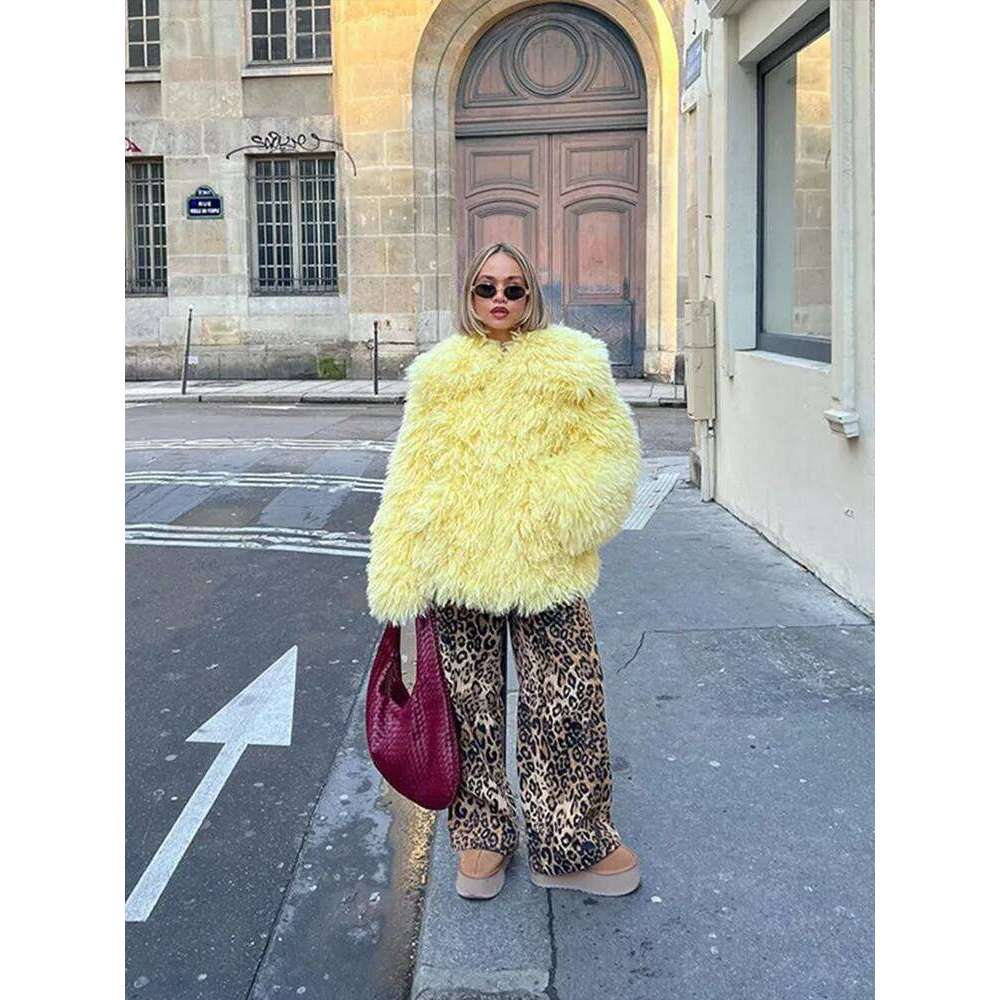 Solid Yellow Faux Fur Jacket Women Fashion Lapel Long Sleeve Loose Fluffy Short Coat 2025 Winter Lady High Street Warm Outerwear