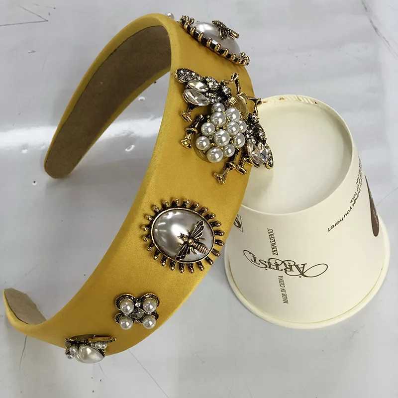 Baroque Rhinestone Headband Hairband for Women Girls Metal Bee Beads Flower Head Hair Accessories V251022