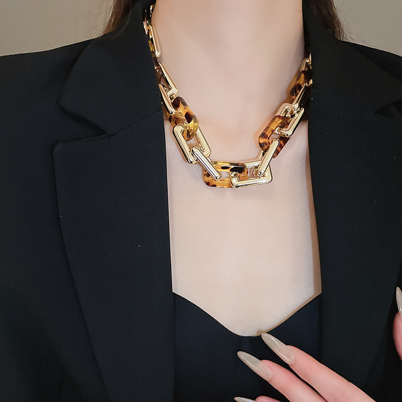Leopard Print Square Interlocking Earrings Necklace Bracelet Set Fashion Collarbone Chain Niche Jewelry for Women - view 4