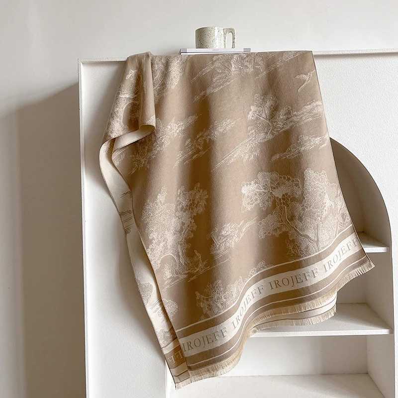 A hot fashion new jacquard scarf joker warm and comfortable scarf warm shawl in autumn and winter J251129