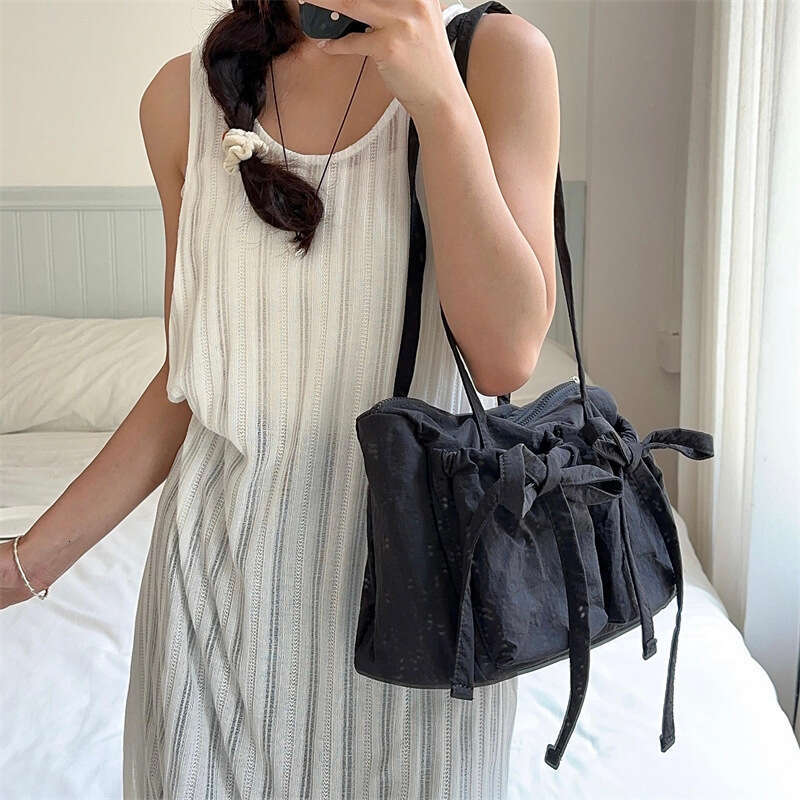 Korean Nylon Tote Large Capacity Women's Casual Shoulder College Student Class Bowknot Morning Commute Bag B5