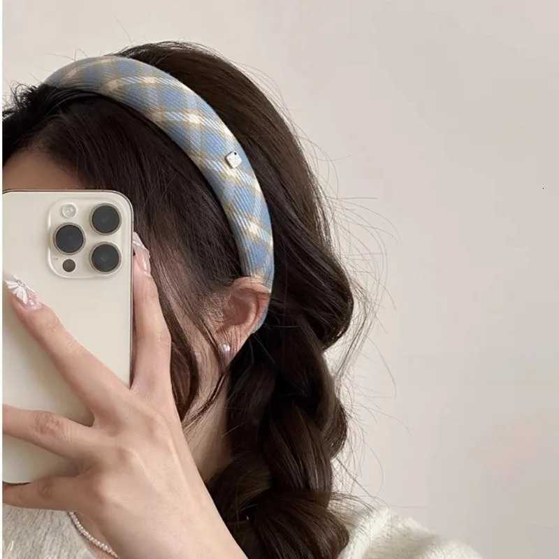 Spring New Sponge Headband for Women Elegant Gold Label Blue Wide Brimmed Hair Band Fashion Girl Face Wash Hair Hoop V251022