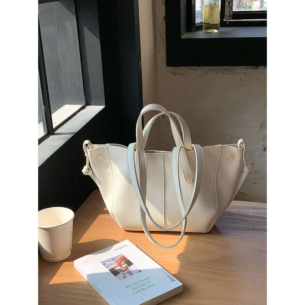 Korean Style PU Soft Leather Tote Large Capacity Women's Wing Commuter Handbag Female Office Worker New Shoulder Bag Women B5