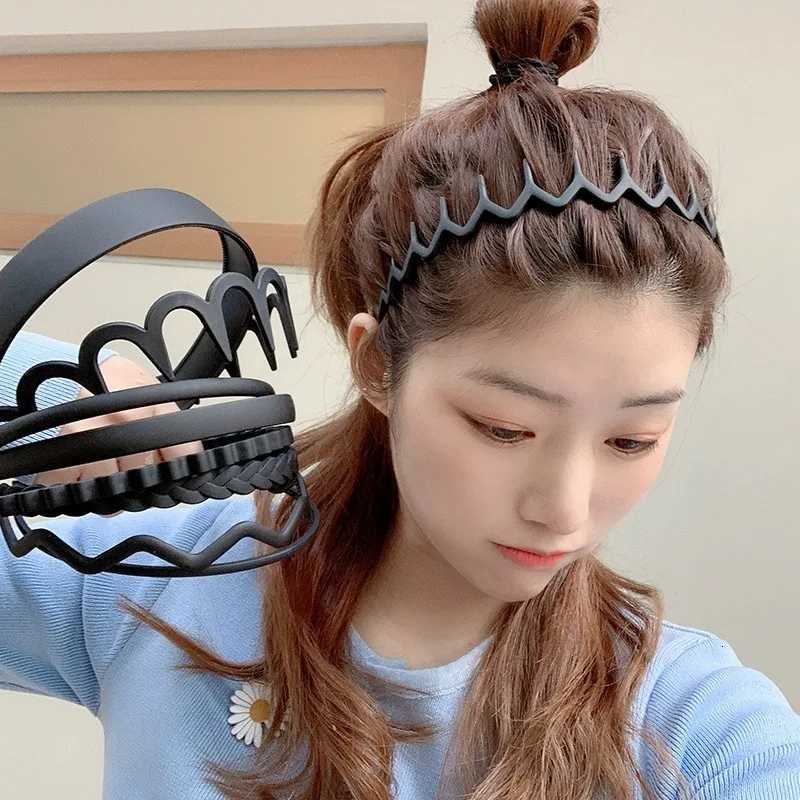 Curved Wavy Headband Black Toothed Nonslip Hair Hoops Hair Band Women Wash Face Hair Accessories Korean Bezel Head Hoops Band V251022