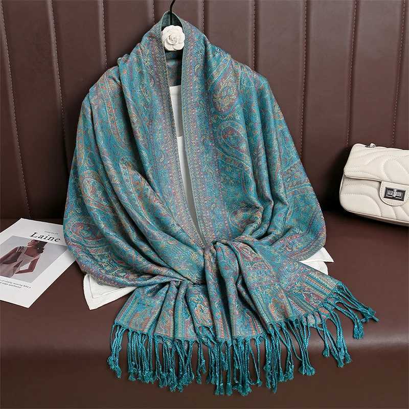 Women Paisley Scarf Cashmere Feeling Shawls Tassel Hijab Head Wraps Femme Winter Scarves Foulard Bufanda 2024 J251118