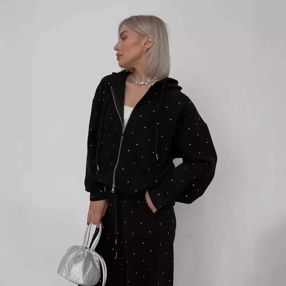 Black Sport Suits for Women Zipper Hoodie And Pants Set Polka Dot 2 Piece Sets Sportswear Casual Outfit Tracksuit for WomenT251022