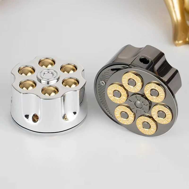New Strange Creative Casino Chips Metal Lighter Gas Personty Butane Torch Lighter Oil Smoking Portable Mini Fun Gadgets C251022