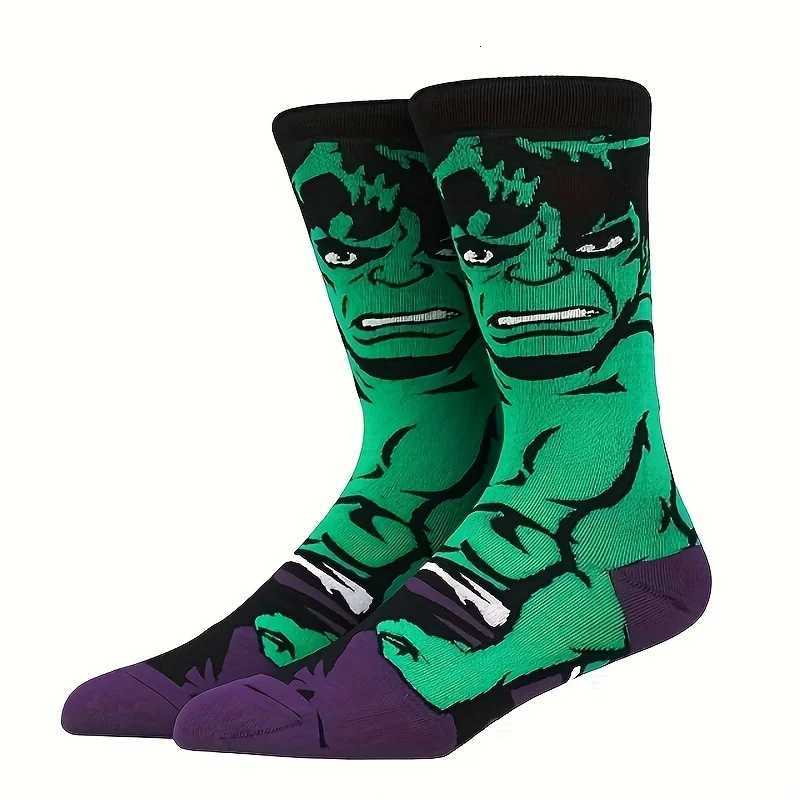 10 Pairs of Mens Fashionable Cartoon Anime Superhero Pattern Outdoor Sports Socks Soft and Comfortable Pressure Socks W251022