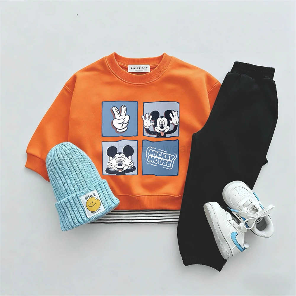 Disney Long Sleeve Outfits For Child 2025 Autumn Clothing Cartoon Sweatshirts Black Sweatpants Kids Lovely Hoodies Crewneck Wear H251022