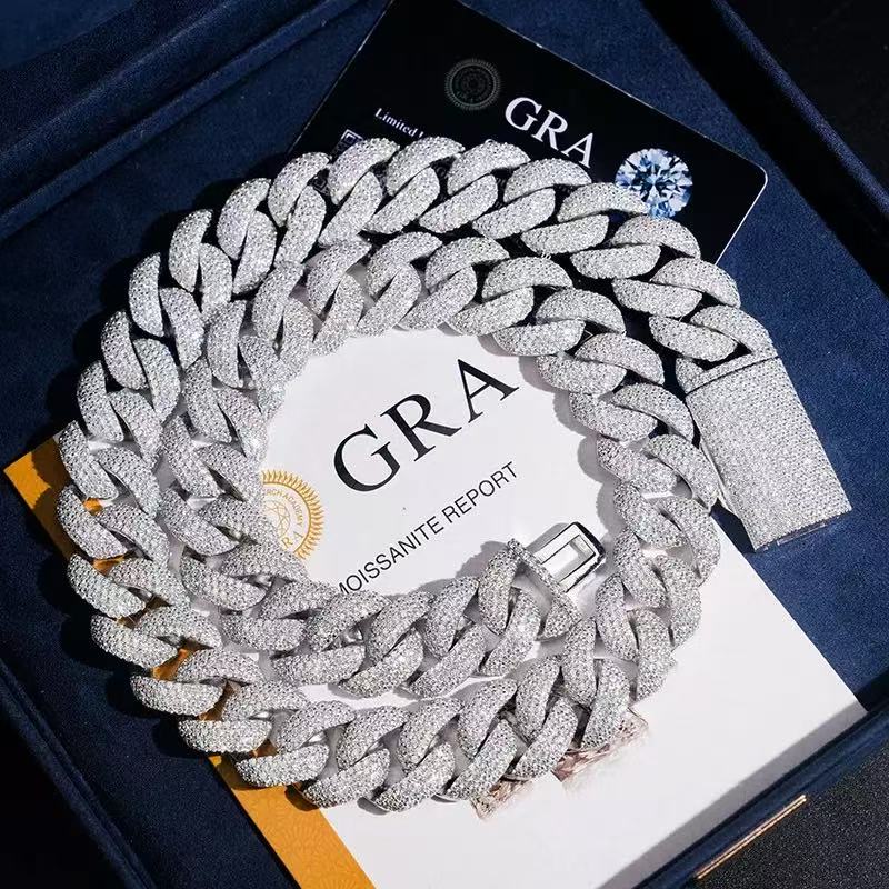 Chic Unisex Statement Accessory: Hypoallergenic Sterling Silver Knotwork Choker Necklace featuring Genuine Lab-Created Diamond Alternative