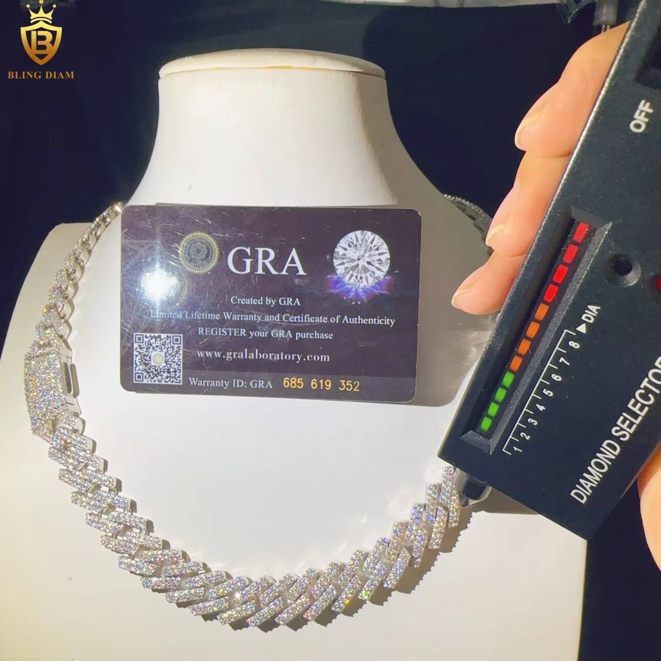 GRA Certificated 135mm Fashion Luxury VVS Moissanite Diamond Iced Out Necklace Miami Cuban Link Chain