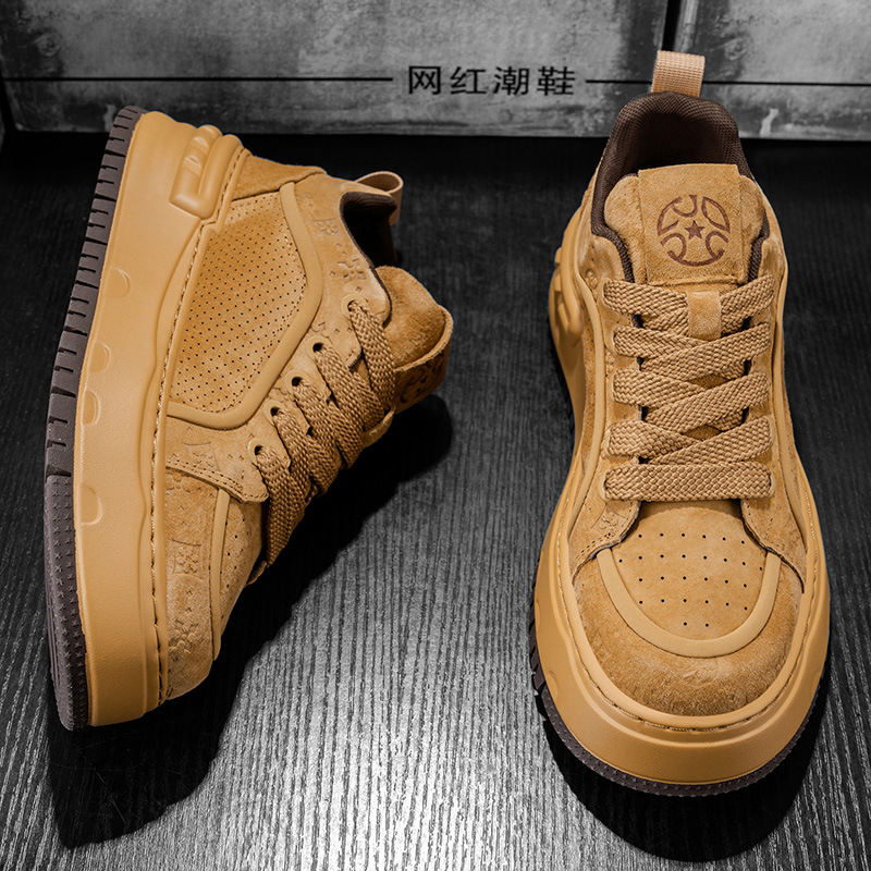 Men's shoes autumn wheat color overturned ancient heightened suede shoes teenagers student trend versatile sports and leisure board shoes2025