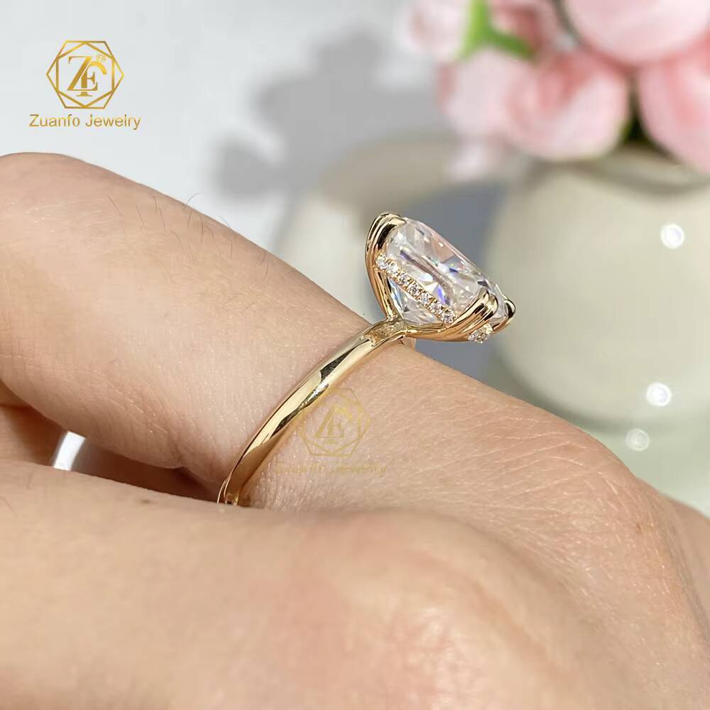 Professional Manufacturers Custom 18K Solid Gold Diamond VVS Moissanite Ring 5ct Long Cushion Shape Custom Jewelry