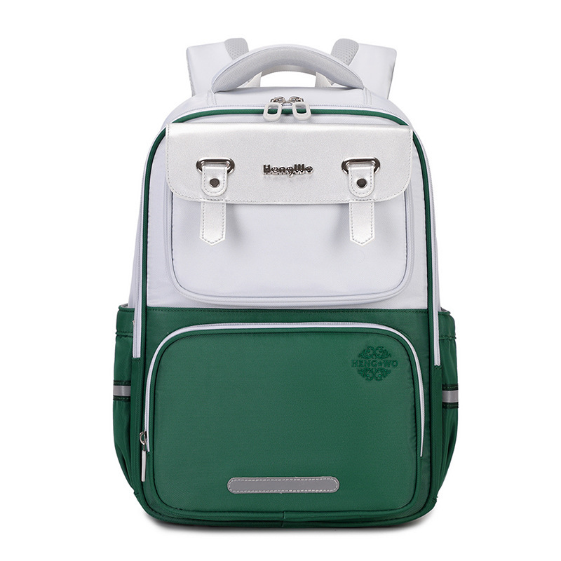 New best-selling designer lightweight cloud backpack suitable for elementary school students. Large capacity backpack with spinal protection function