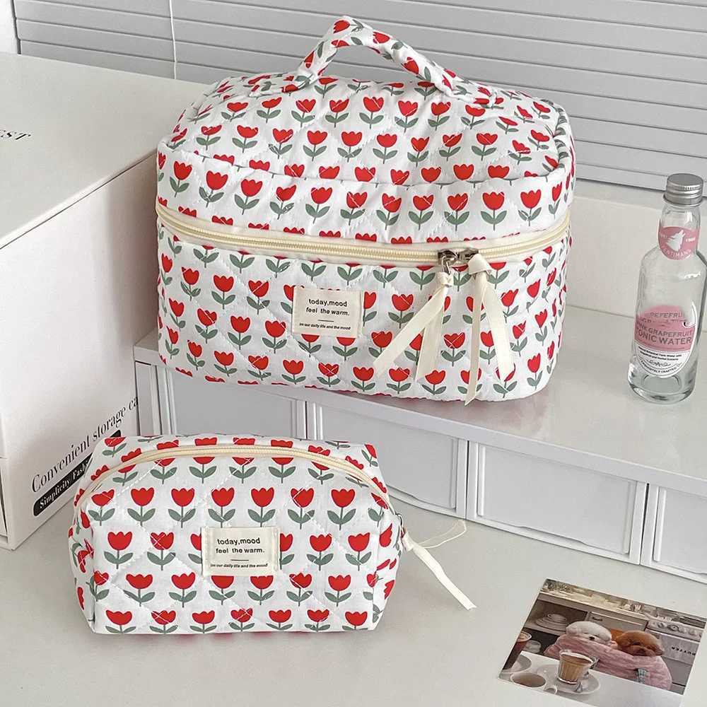 Fashion Red Makeup Quilting Bag Women Large Capacity Cosmetic Storage Handbag Pouch Ladies Girls Portable Clutch BagW251021