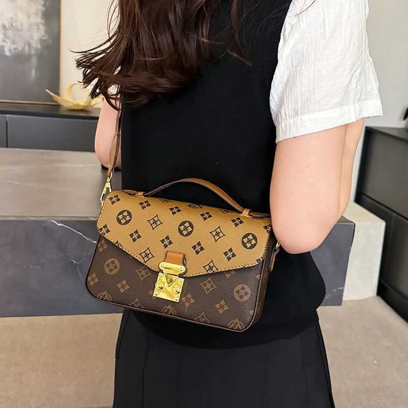 2025 Fiable Tote Artistic Print Design Adjustable Strap Spacious Crossbody Bag Stylish ryday Essential Y251022