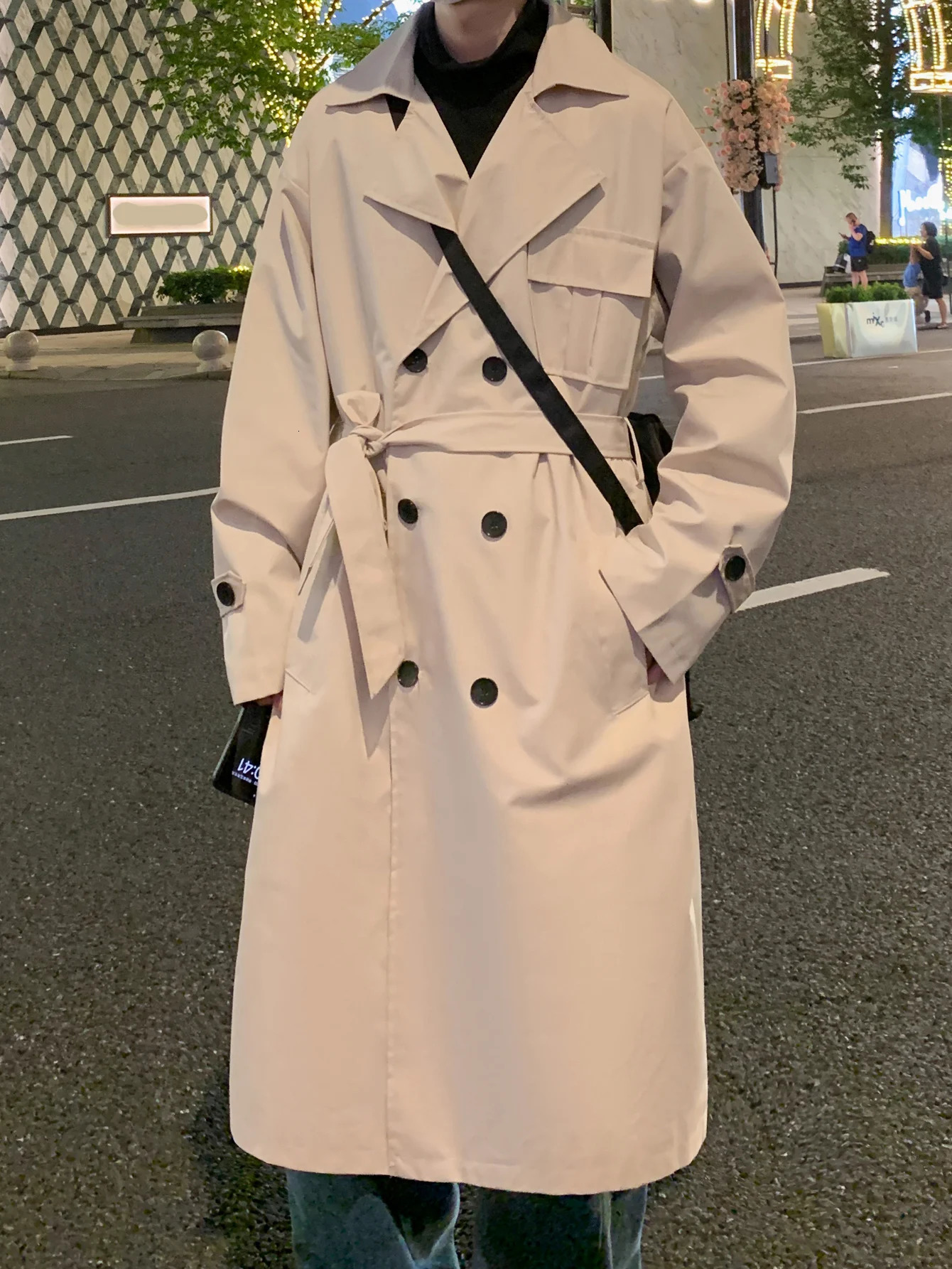 Mens autumn trench coat with double breasted n and pockets suitable for outdoor leisure in spring 251014