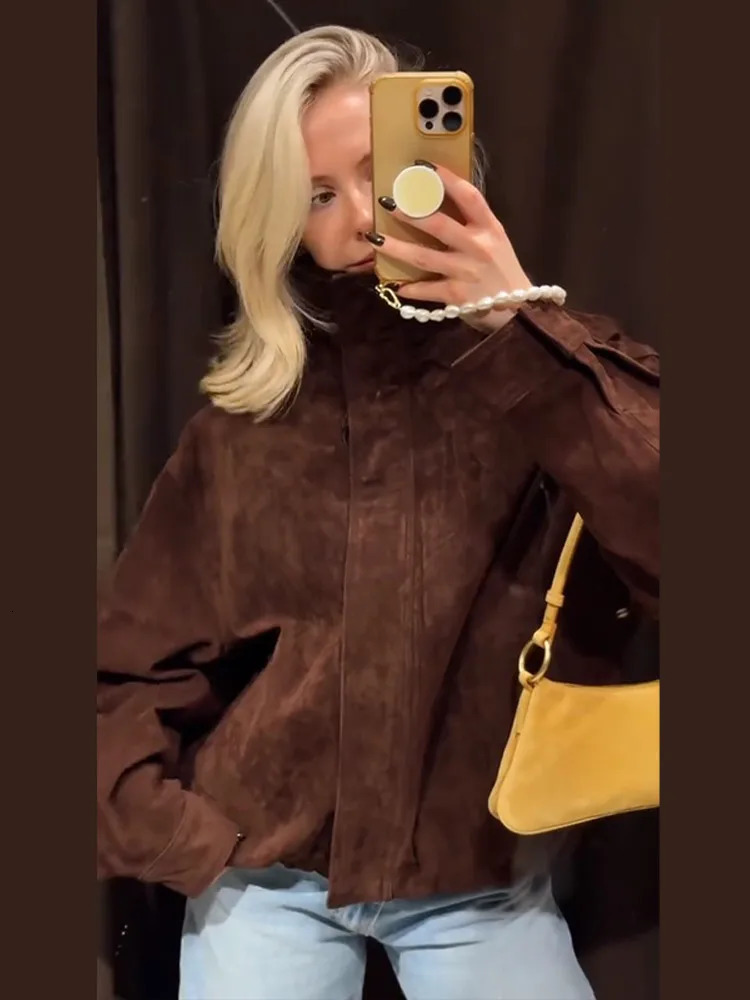 Vintage Brown Suede Short Jacket Women Elegant Stand Long Sleeve Zipper Bomber Coats Autumn Chic Female Commute Street Outerwear 251020