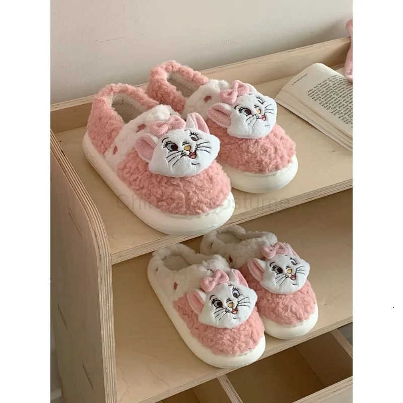 Disney Marie winter cartoon splicing plush nonslip wearresistant flat bottom halfpacked fullcovered home cotton slippers H251022