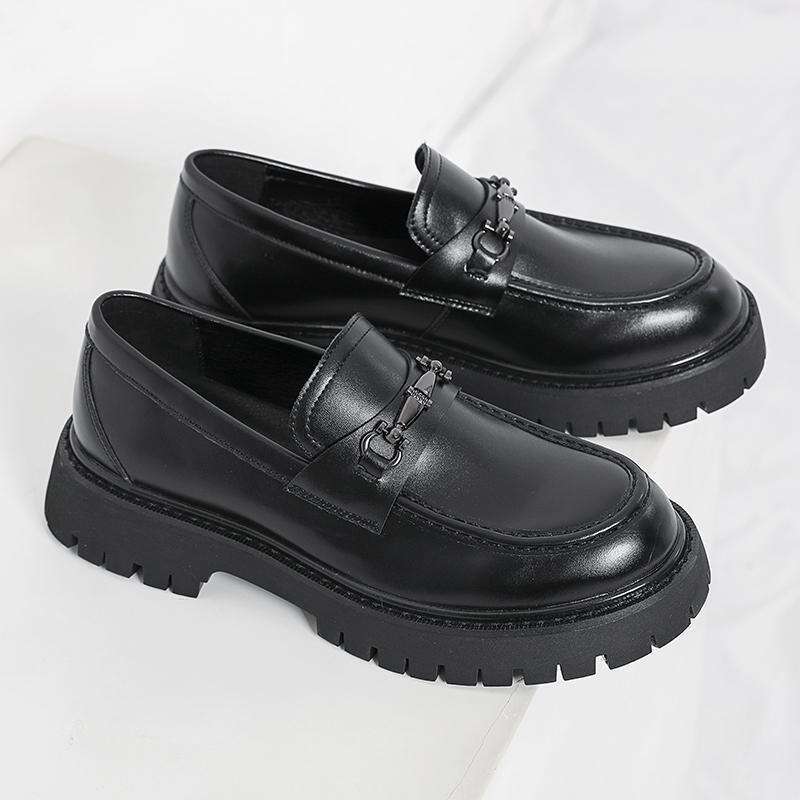 2025 New Thick-Soled Height-Increasing Men's Large Patent Leather Glossy Casual Chunky Heel Loafers Hairstylist Trendy Shoes mens dress shoes