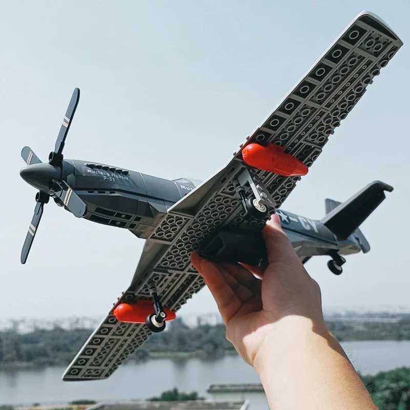 Military USA P51 Mustang Fighter Jets Model Building Blocks Technical Aircraft Airplane MOC Weapons Bricks Toys for Adult Gifts J251022