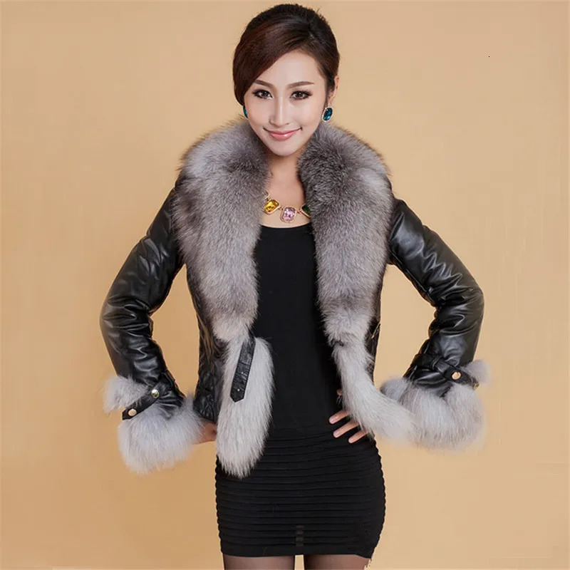 Winter Leather Jacket Women Coat Faux Fox Fur Collar Short PU Female Elegant Motorcycle Zipper Outerwear 251021