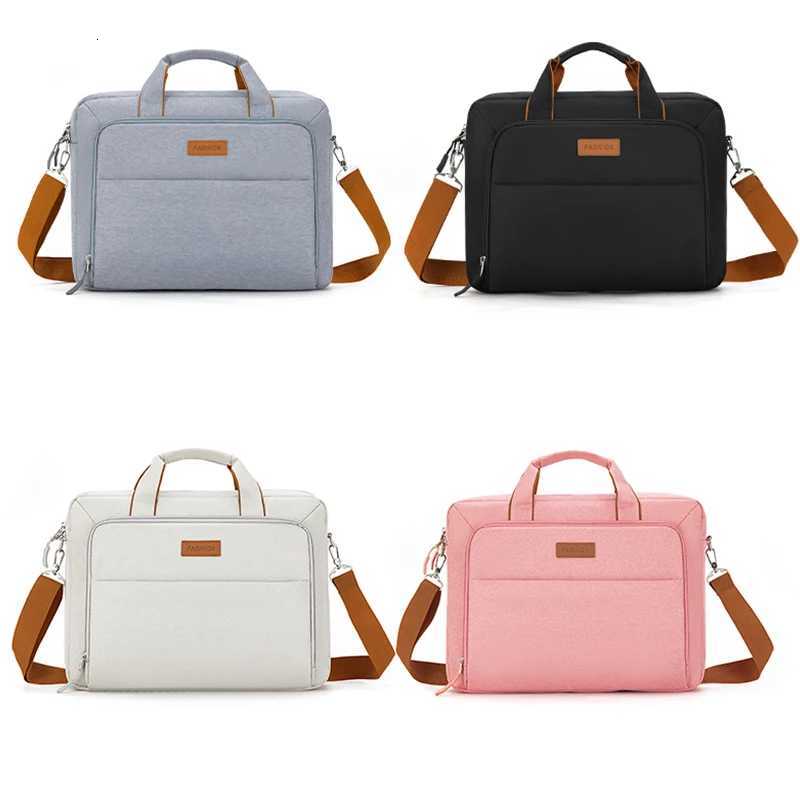 Largesized computer bag fashionable commuting briefcase with air cushion fully wraps the computer compartment W251022