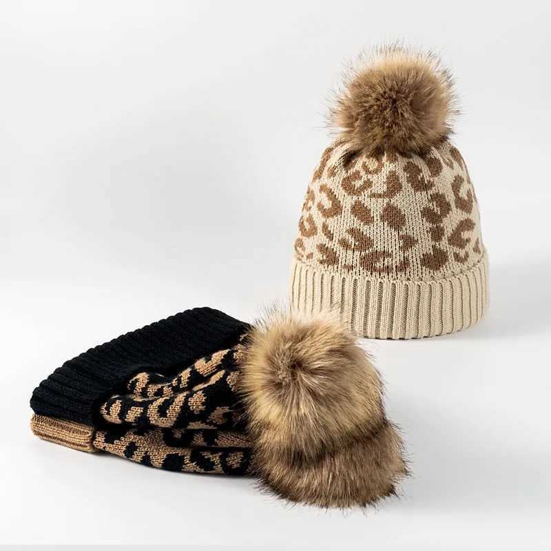 Leopard print curled edge wool ball knitted hat for womens outdoor warmth thickened autumn and winter mens woolen hat J251022
