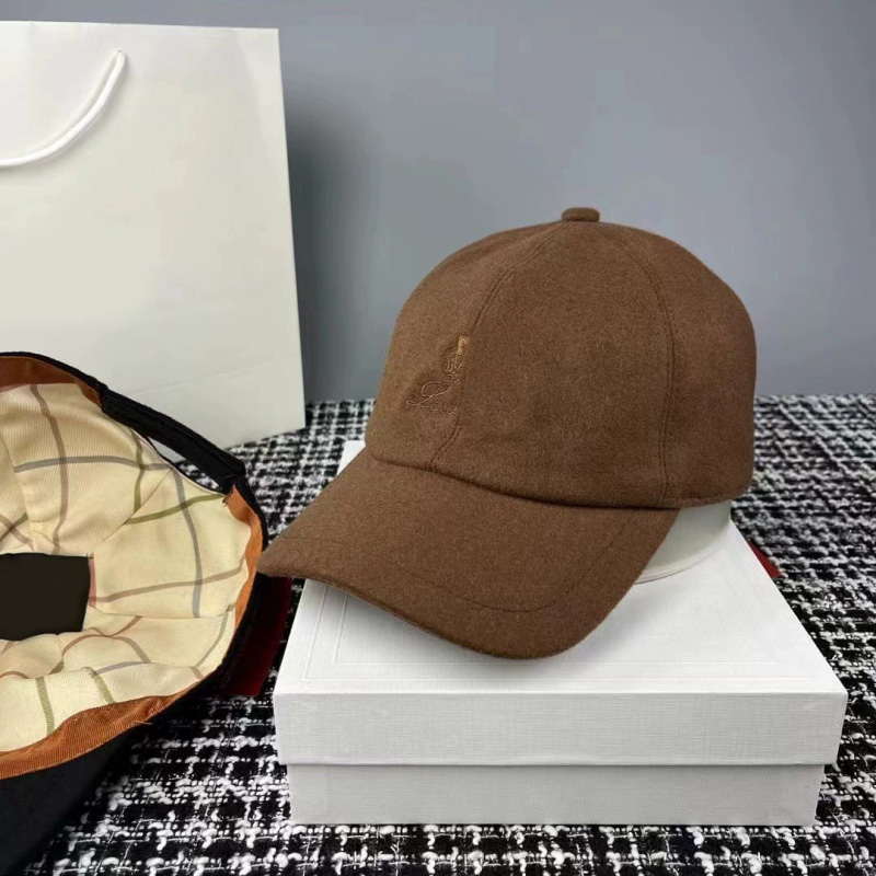 Fitted designer hats summer baseball cap letter snapback hat casquette luxe soft embroidery casual cashmere solid color baseball hat outdoor travel sh0421