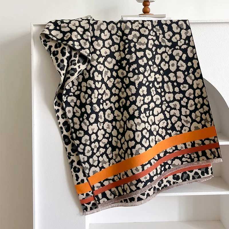 New Luxury Winter Leopard TwoSided Cashmere Jacquard Scarves High Quality Women Thicken Wrap Shawl Ladies Wool Scarf J251129