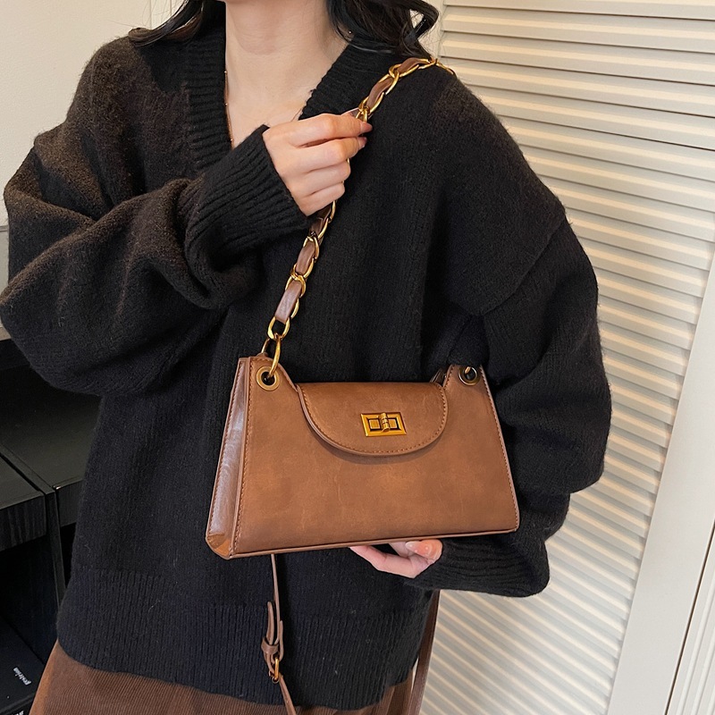 Luxury Brand Designer Bag French Fashion Women's Bag 2025 Autumn Winter New Simple Stylish Niche Design Single Shoulder Underarm Bag Small Square