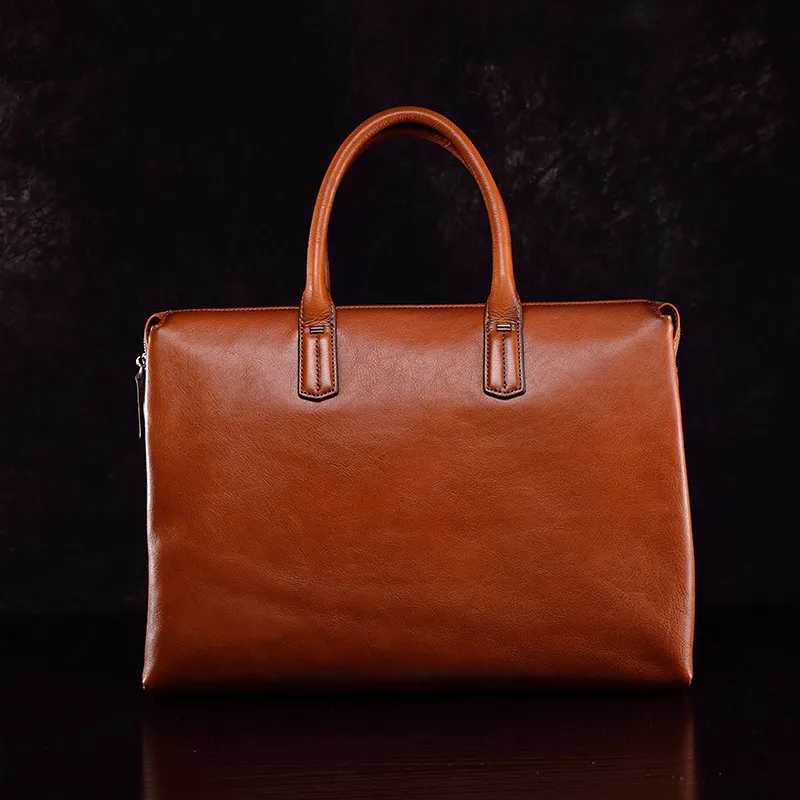 2025 New Genuine Leather Mens Briefcase Cowhide Handbags Business Casual Large Capacity Computer Bag Shoulder Messenger Bags W251022
