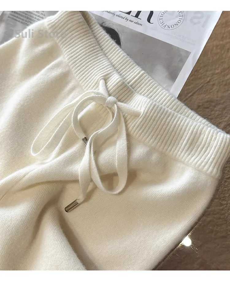 Autumn and Winter Temperament Wool High Waist Loose Wide Leg Pants Womens Cloud Casual Soft Waxy Wool Straight TrousersT251022