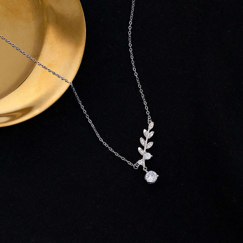 Necklace Designer luxury pendant necklace for Women men Simple Elegant Small Olive Branch Leaf high quality 925 silve plated with gold Festival vacati