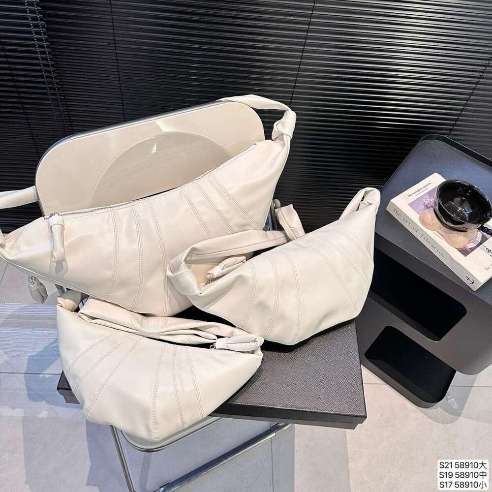 Matte Internet New Celebrity Retro Versatile Elegant Large Capacity Tote Bag High-End Feel Shoulder Bag Crossbody Bag