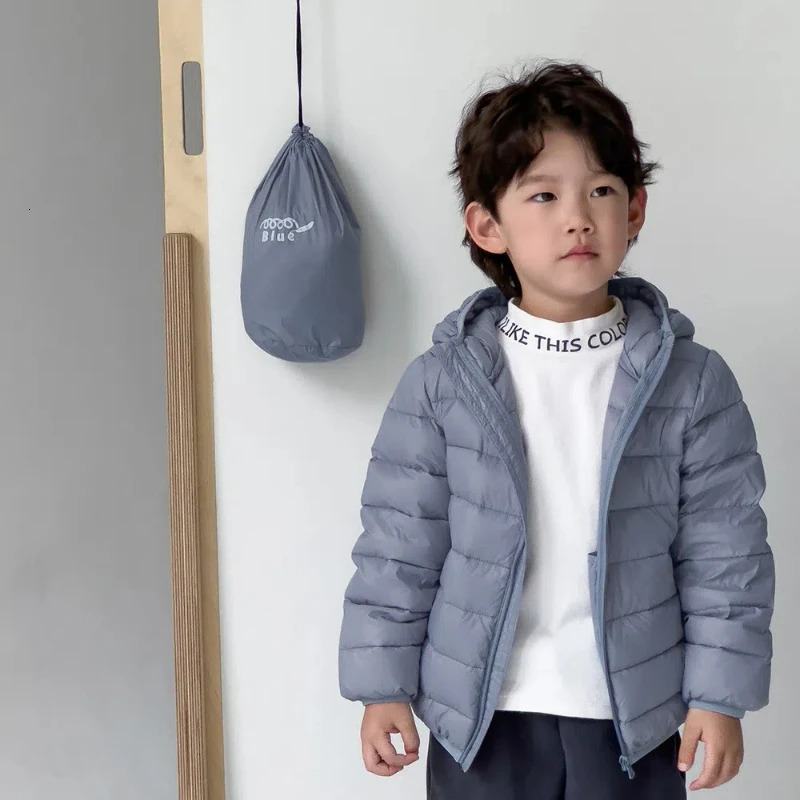 Childrens Lightweight Down Jacket White Duck Down Parka with Hood Autumn and Winter Warm Boys Girls Outdoor Jacket 251021