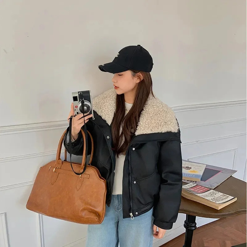 Thick Faux Lamb Pu Leather Jacket Women Y2K Streetwear Loose Lapel Motorcycle Coats Bf American Retro Warm Bomber Outwear 251021