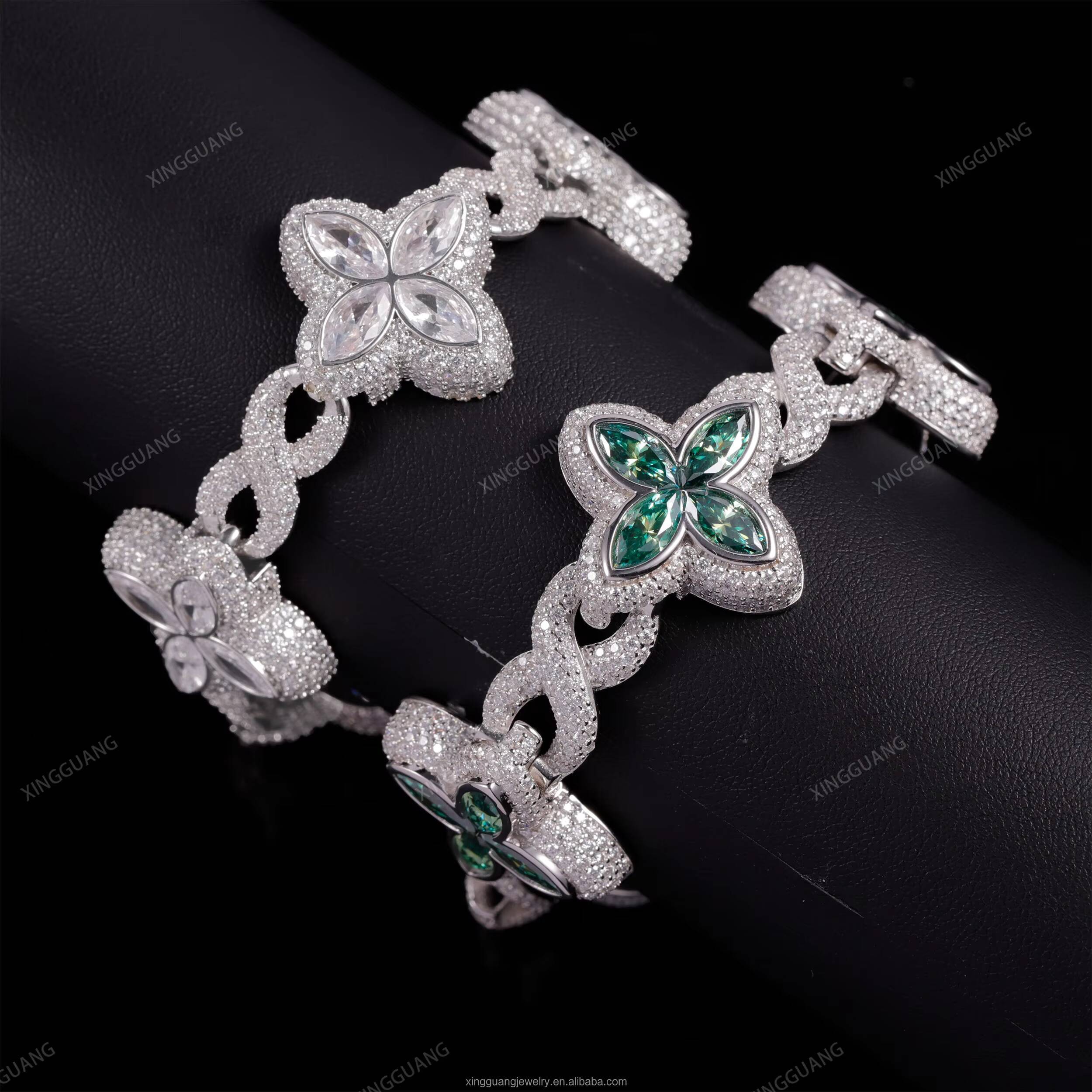 Yy Popular Four Leaf Clover Design Iced Vvs Moissanite Infinity Cuban Lidynamic Bracelet for MenWomen Hip Hop Jewelry