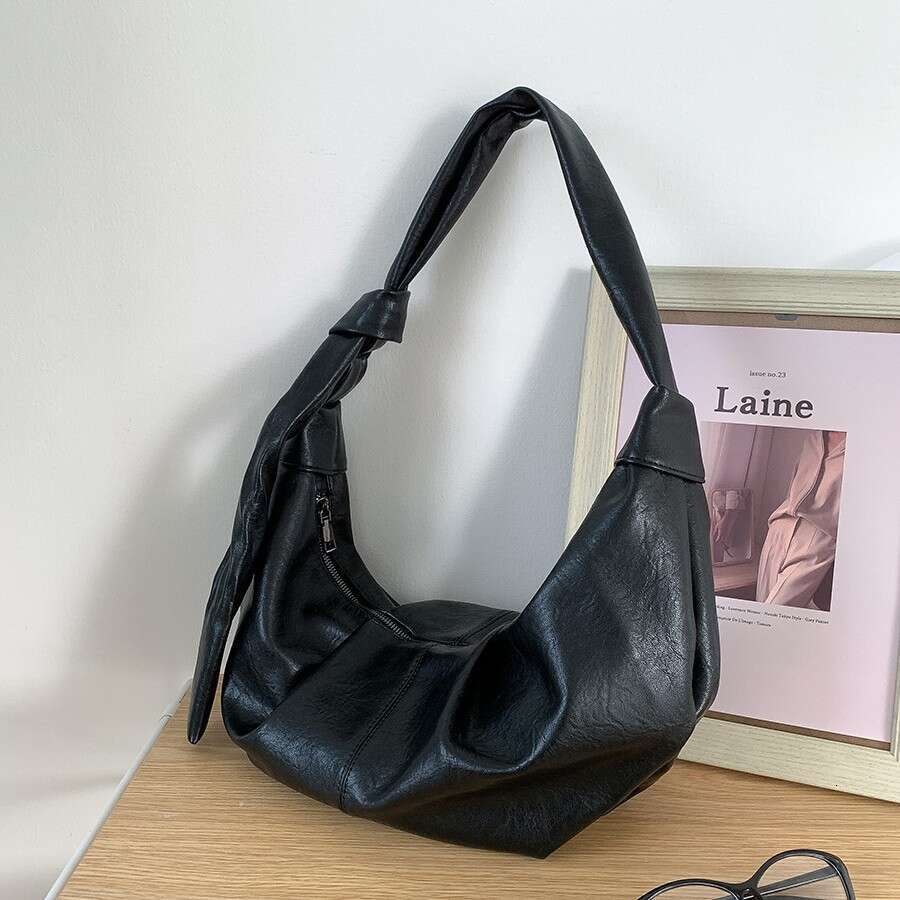 Korean Version New Single Shoulder Student Niche Design Commuting Crossbody For Women Large Capacity Versatile Soft Leather Dumpling Bag B5