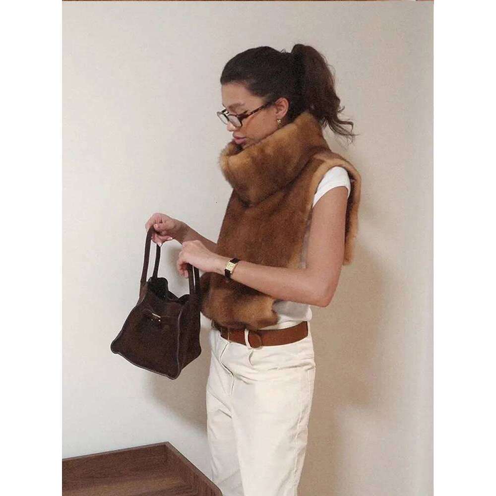 Women Solid Faux Fur Vest Crop Top Fashion Turtleneck Fluffy Short Tank Tops 2025 Winter Female Elegant Sleeveless Jacket Coat