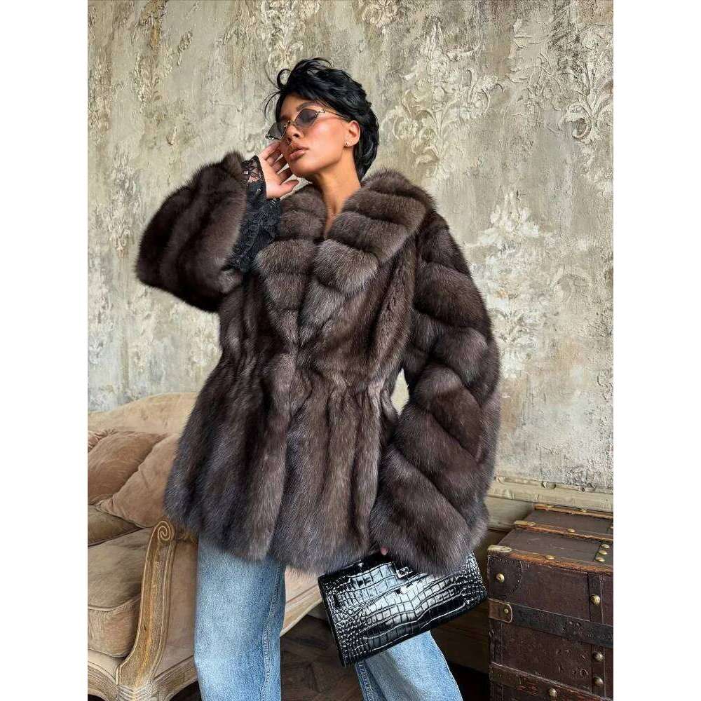 Women's 2025 Elegant Fake Fur Jacket Fashion Winter New Bell Lapel Long Sleeve Coat Daily High Street Lady Outwear