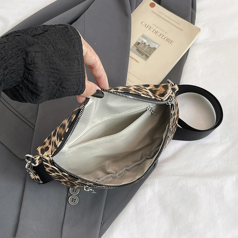 ner Ladies Crossbody Chest Bag Fashion Leopard Print Fanny Pack Lady y Female Belt Hip pack High quality Wais 251014