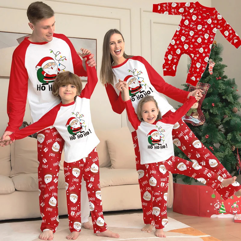 Christmas Family Matching Outfits Pajamas Clothing Sets Cartoon Print Mother Kid Baby Xmas Family Look Sleepwear Pyjamas 251021