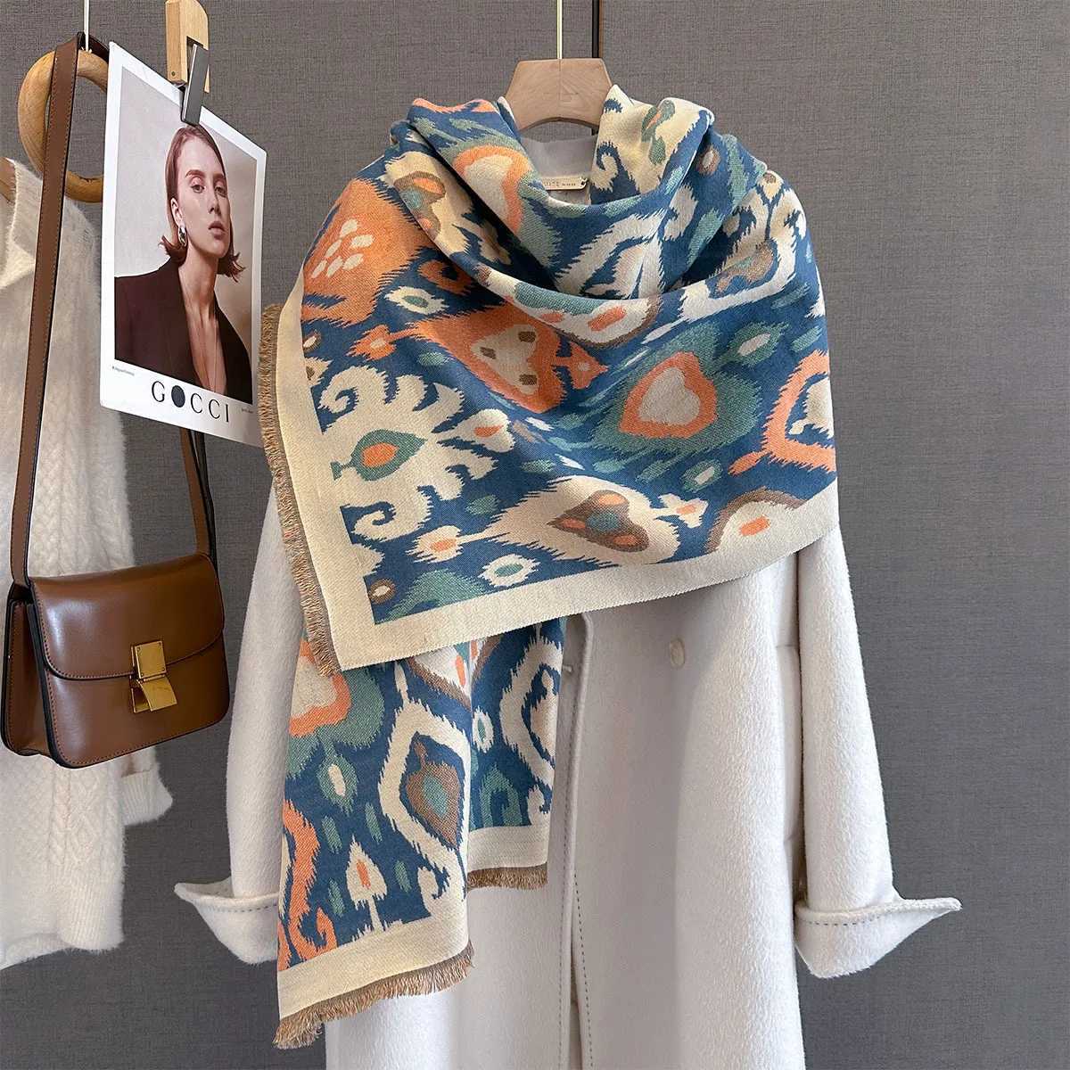 Women Autumn Winter Thick Warm Shawl Wrap Retro Luxury Scarf BigBlanket Bufanda Poncho Echarpe Stoles Coldproof Hijab J251129
