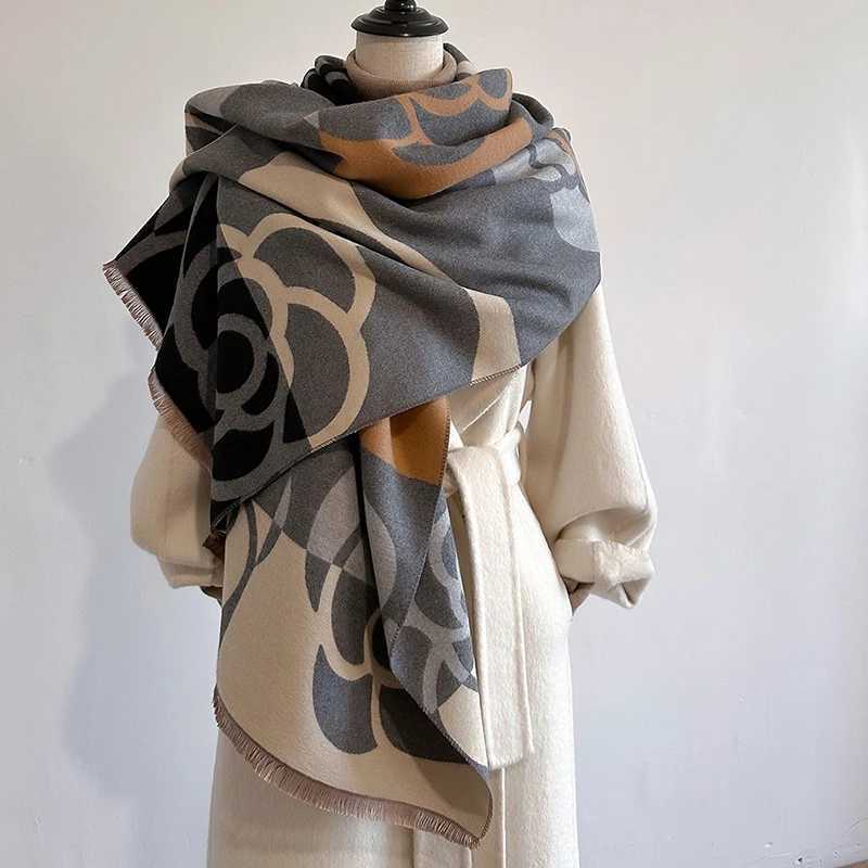 New Luxury Winter Camellia TwoSided Cashmere Jacquard Scarves High Quality Women Thicken Wrap Shawl Ladies Wool Scarf J251129